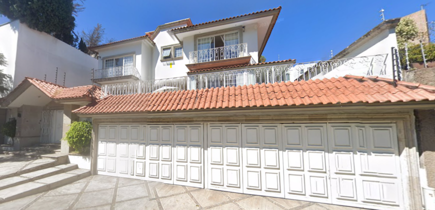 Paseo de los Laureles 89