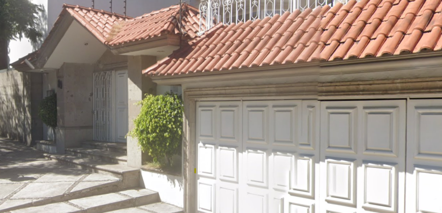 Paseo de los Laureles 89