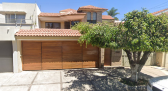 Av Novelistas 5130, Jardines Vallarta, Zapopan