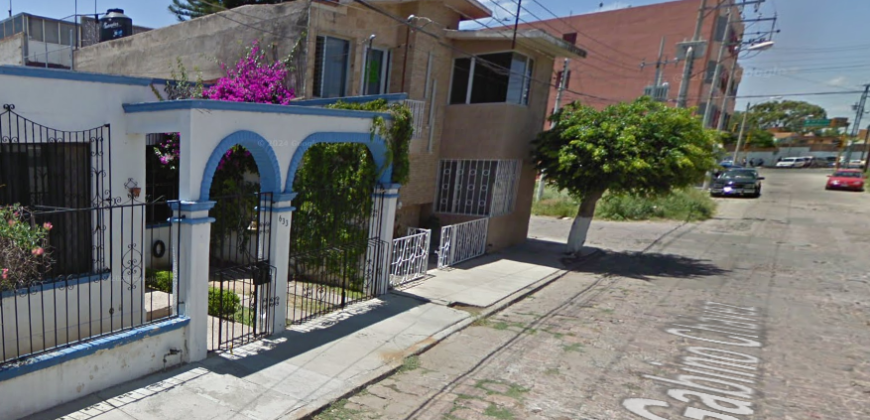 C. Gabino Chávez , Moderna, Irapuato.