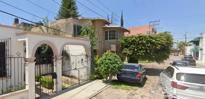 C. Gabino Chávez , Moderna, Irapuato.